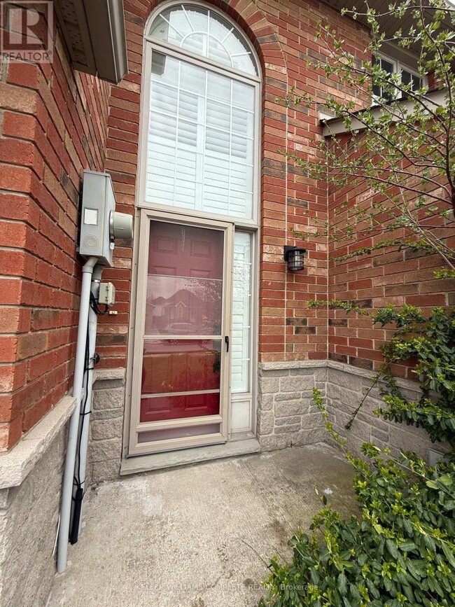 Building Photo - 505 Southridge Dr