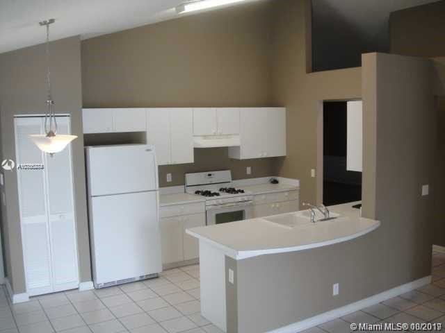 Foto del edificio - 5752 S Plum Bay Pkwy