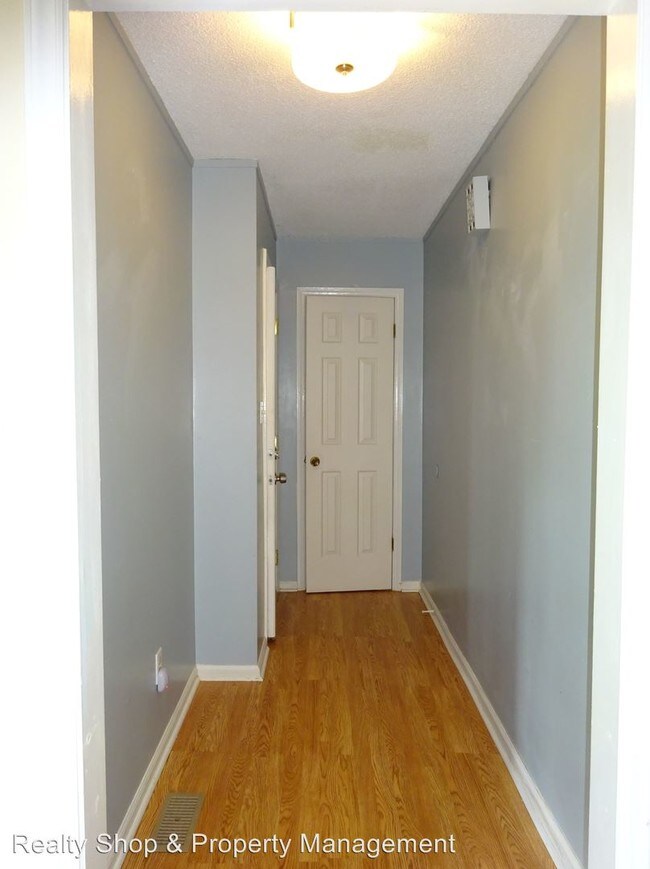 Building Photo - 3 br, 2 bath House - 616 Winchester Rd