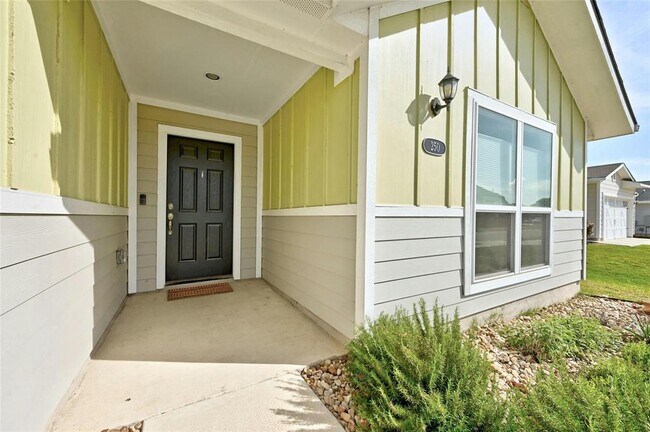 Building Photo - 250 Sage Meadows Dr