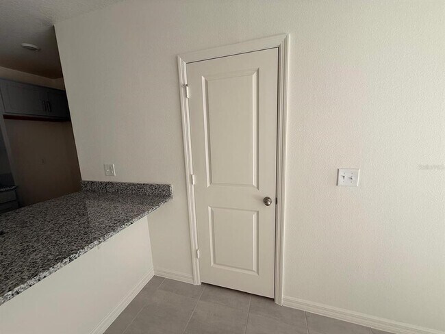 Foto del edificio - 16607 Luminary Lp