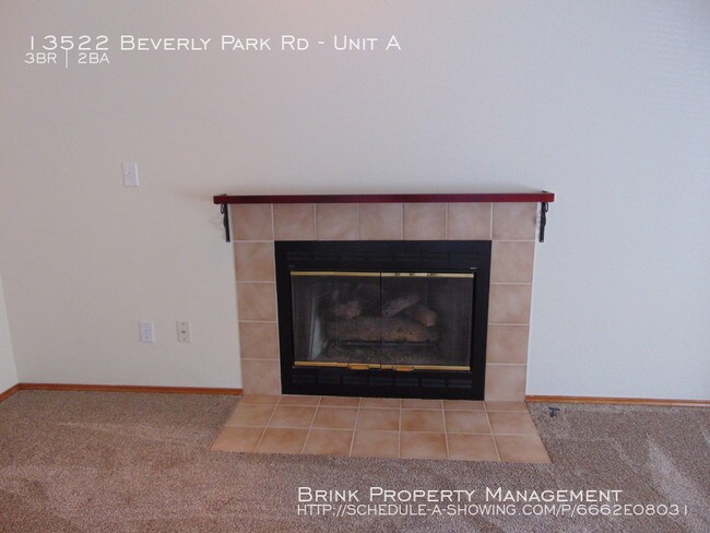 Building Photo - 13522 Beverly Park Rd