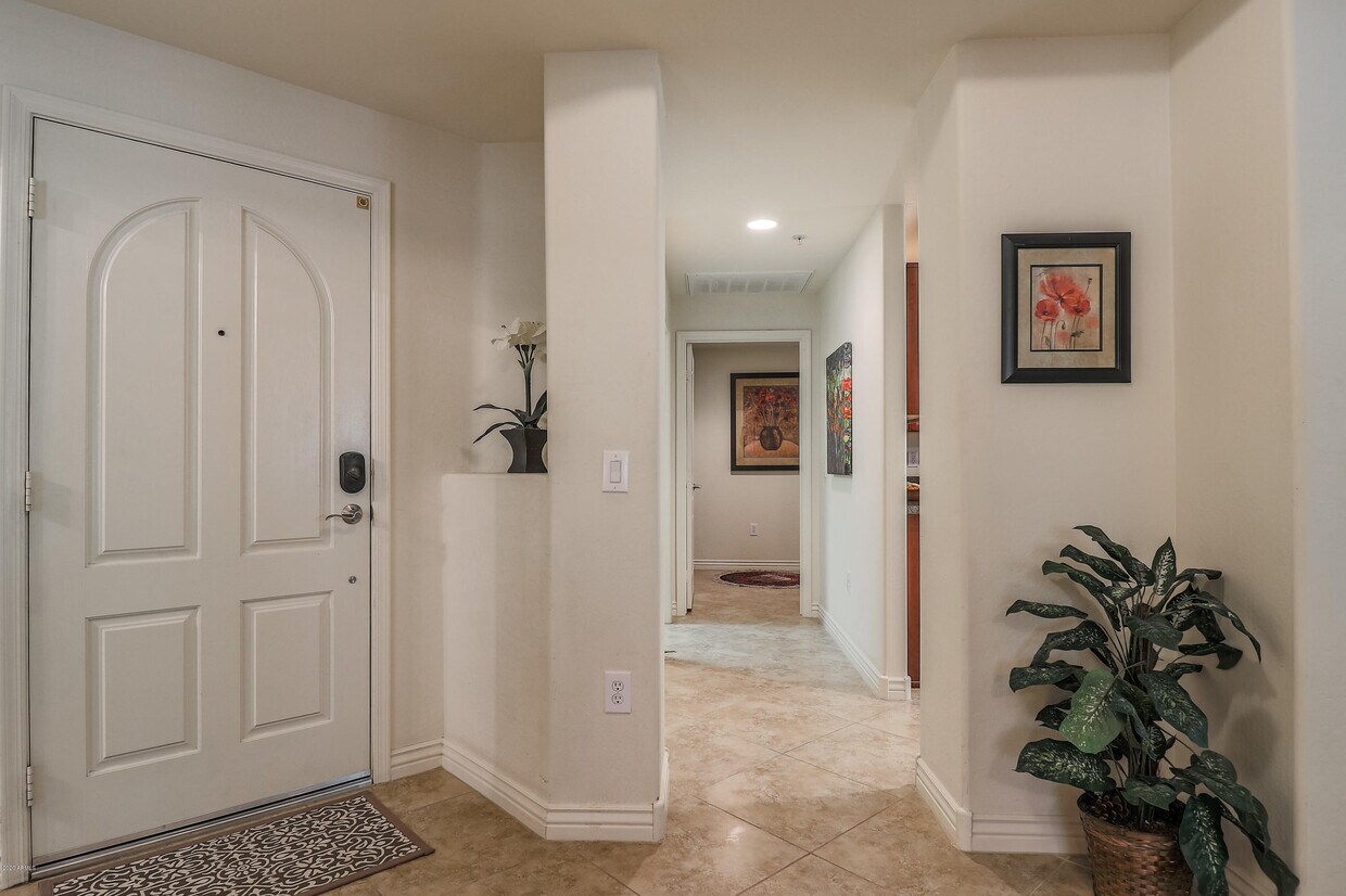 Primary Photo - 21320 N 56th St
