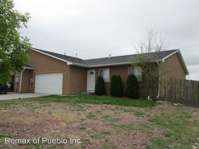 Primary Photo - 232 W Palmer Lake Dr