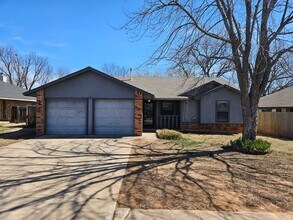 Building Photo - 2841 Creekview Terrace