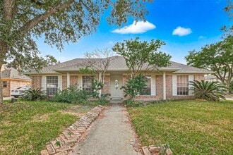 Building Photo - 13335 Trompilla Ln