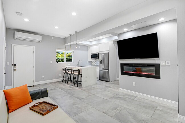 Foto del edificio - 1530 Crestar Ct