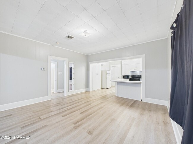 Building Photo - 133 Lyman Dr