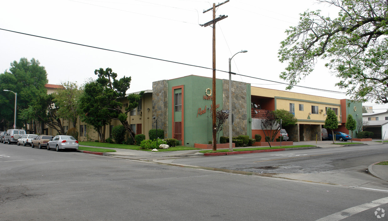 Primary Photo - 14695 Chase St