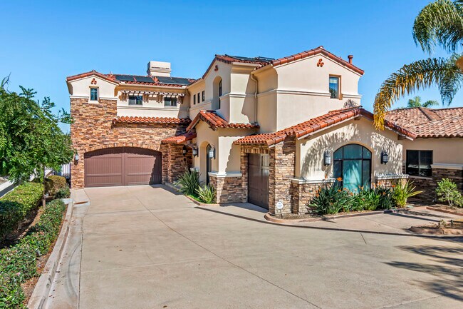 Building Photo - 13684 Old El Camino Real
