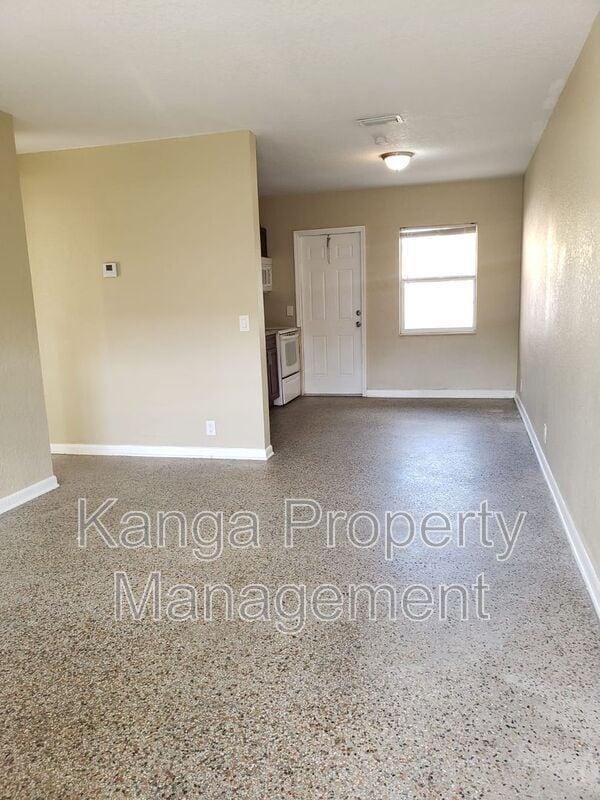 Foto del edificio - 3712 Henry Ave