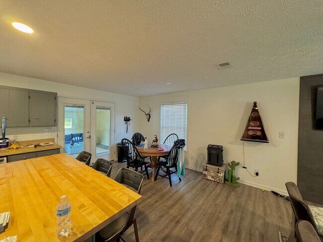 Foto del edificio - One Level Ranch