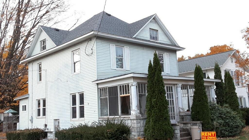 Primary Photo - 41 Robinson St
