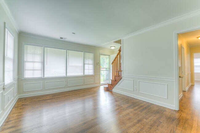 Foto del edificio - 1261 W Perkins Rd