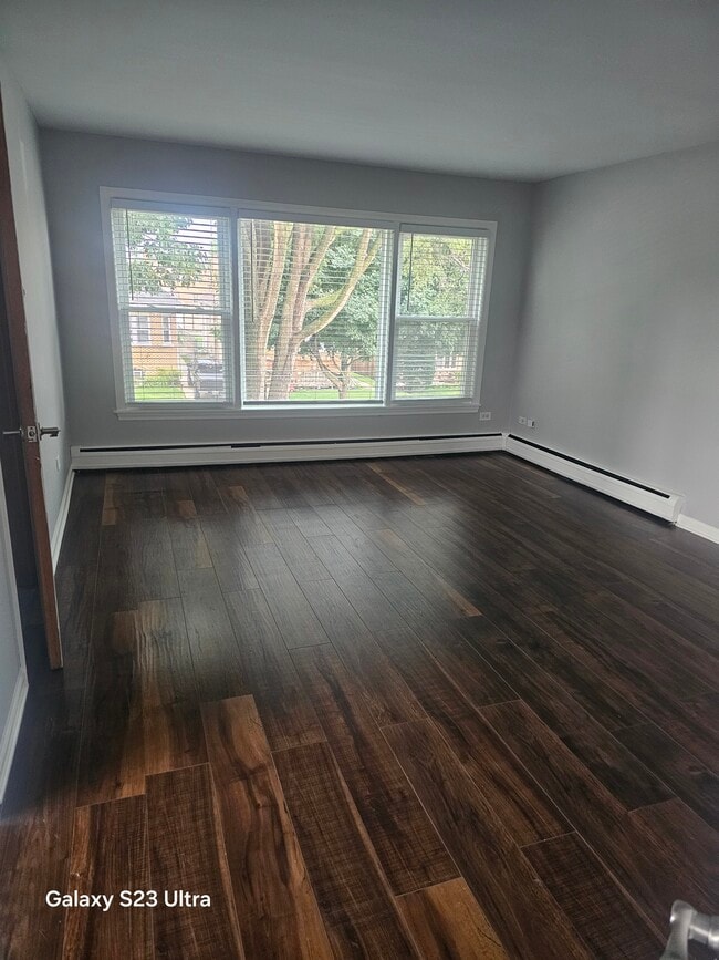 Building Photo - 2918 N 75th Ct