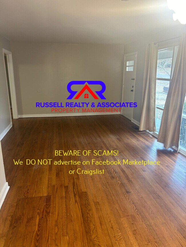 Foto del edificio - Cute, 3 Bedroom Eastlake Home