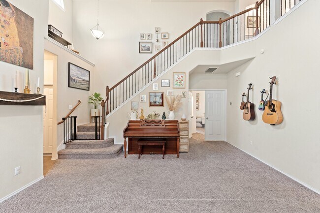 Building Photo - 5516 Pinery Dr