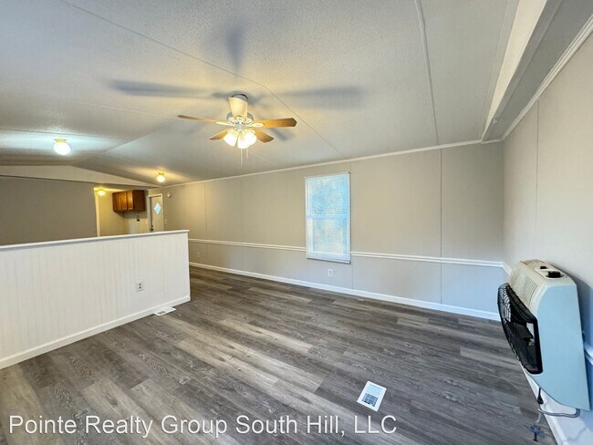 Foto del edificio - 3 br, 2 bath House - 973 Busy Bee Rd.