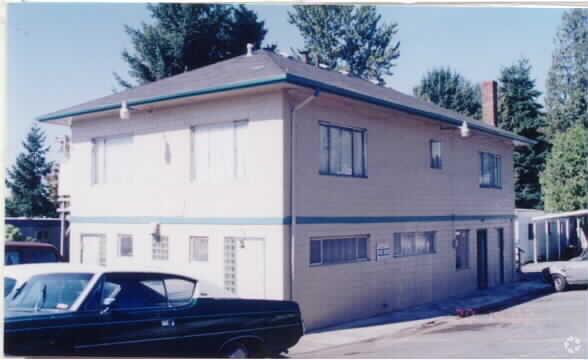 Primary Photo - Skyway Mobile Home Park