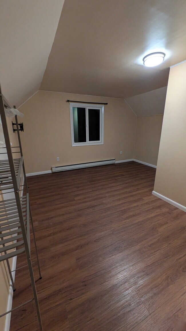 Foto del edificio - 1010 Eisenhower Way