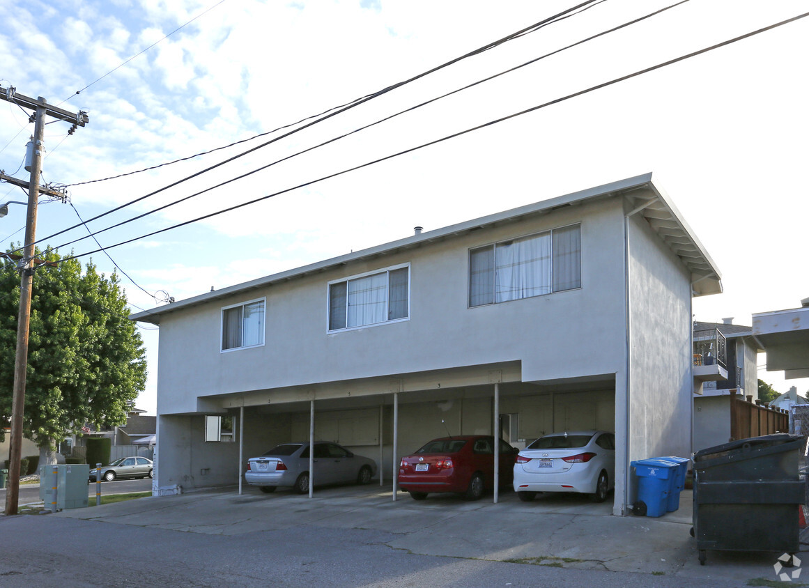 Building Photo - 134 Washington St