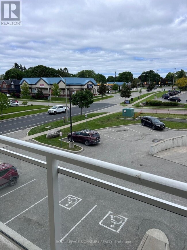 Building Photo - 21-321 Brookhouse Dr