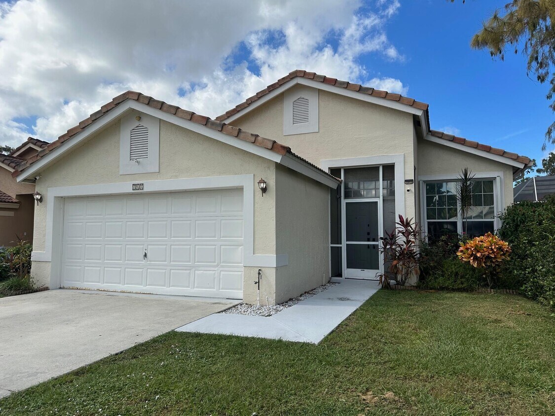 717 Lake Wellington Dr, Wellington, FL 33414 House Rental in