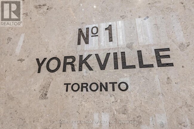 Photo du bâtiment - 1 Yorkville Ave