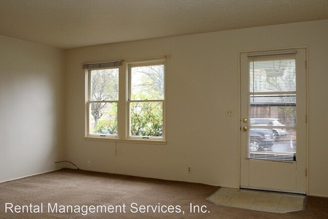 Building Photo - 2 br, 1 bath House - 9106 SE Hawthorne