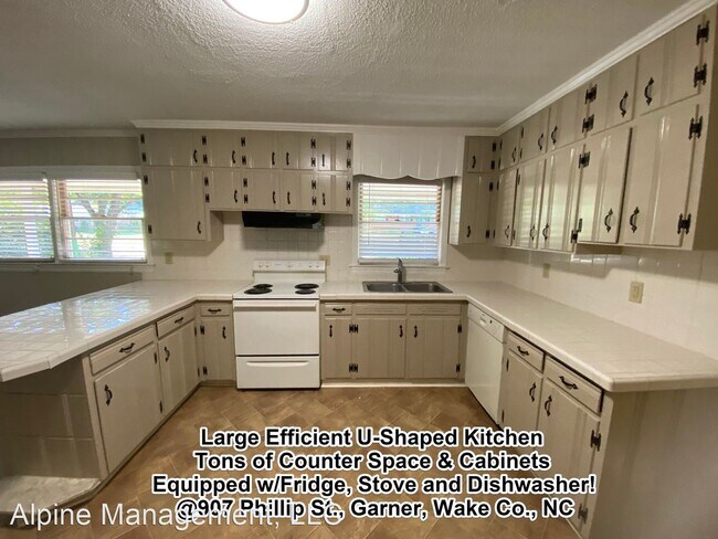 Building Photo - 4 br, 2 bath House - 907 Phillip St.