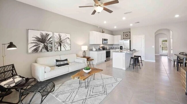 Building Photo - Spacious 3-Bed, 2.5-Bath Townhouse in West...