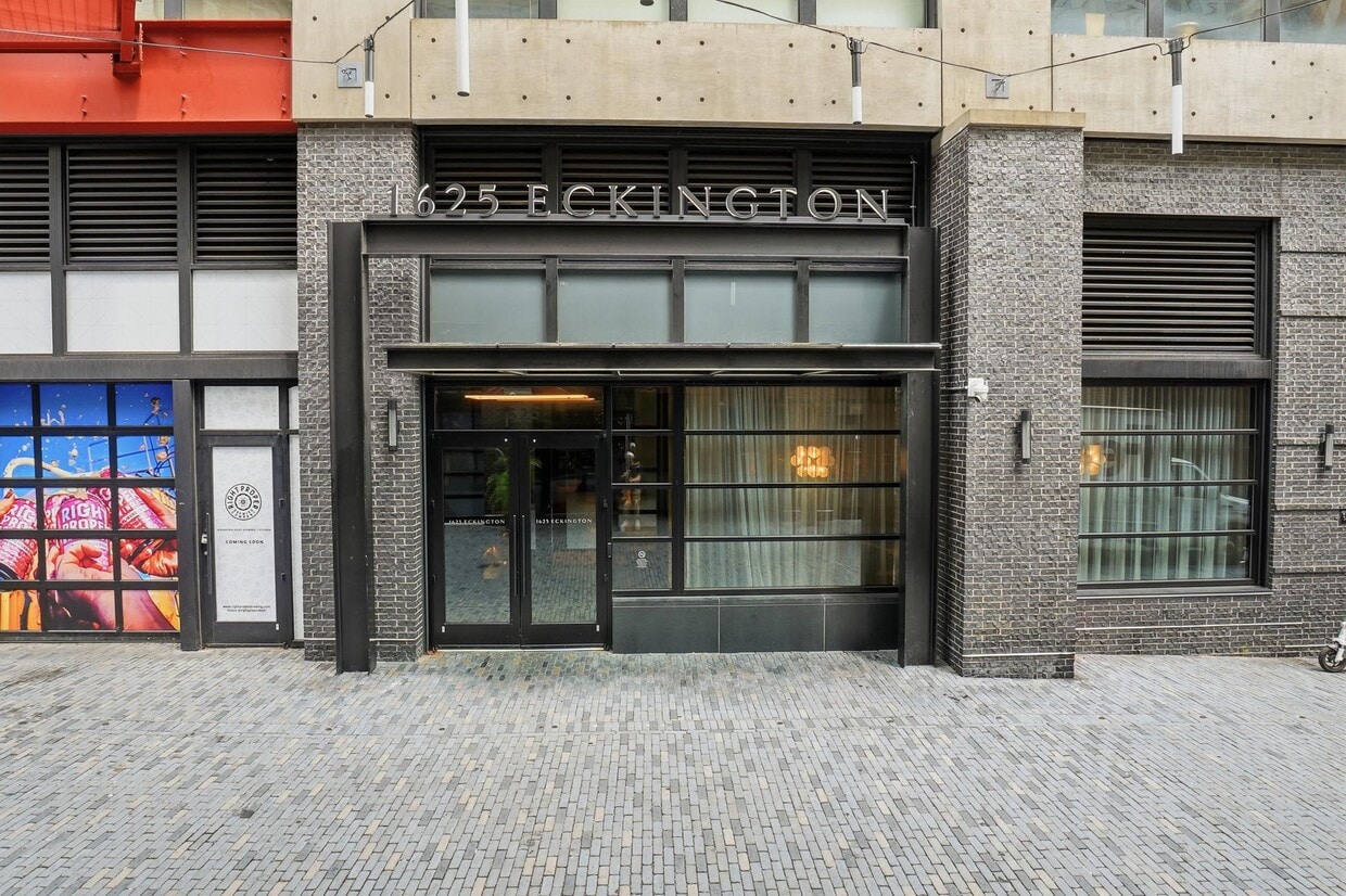 Photo - 1625 Eckington Pl NE (Washington, DC)