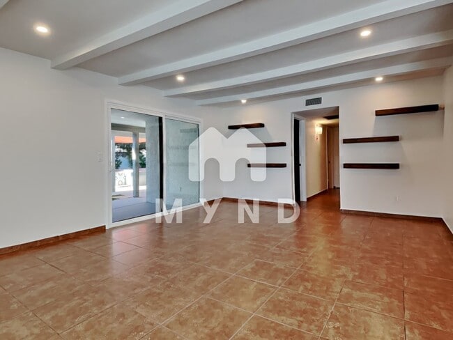 Building Photo - 5514 N 78th Pl