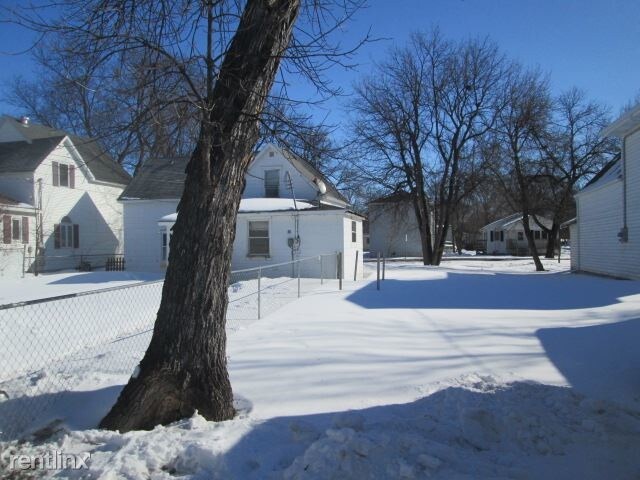 Building Photo - 2 br, 1 bath House - 418 Cherry St