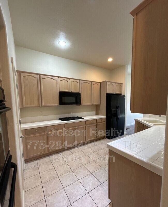 Foto del edificio - 939 Turnberry Dr