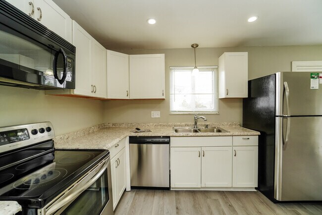 Foto del edificio - Beautiful 5 Bedroom