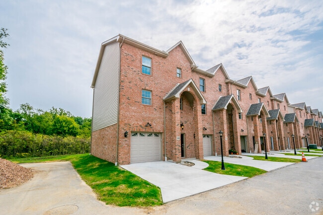 Building Photo - 3410 Brodhead Rd