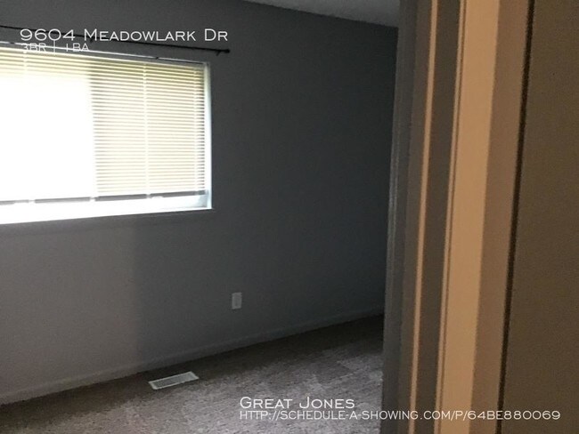Building Photo - 3 bedroom in Indianapolis IN 46235