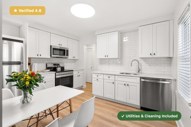 New RoostUp Furnished Private Bedroom with Private Bath near Savin Hill, Dorchester! - New RoostUp Furnished Private Bedroom with Private Bath near Savin Hill, Dorchester! Apartment