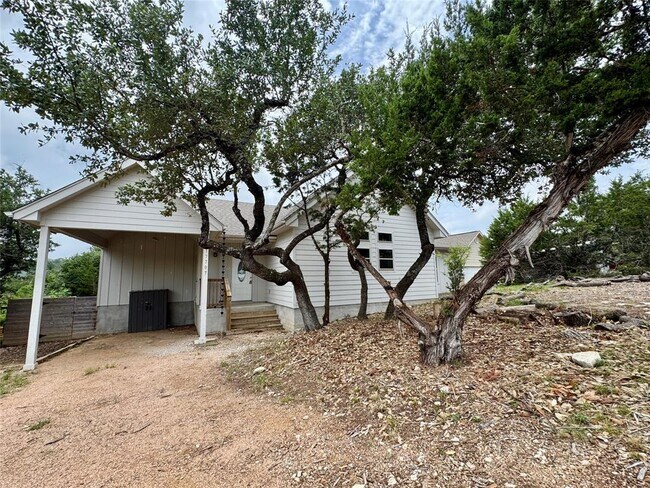 Building Photo - 17707 Westlake Dr