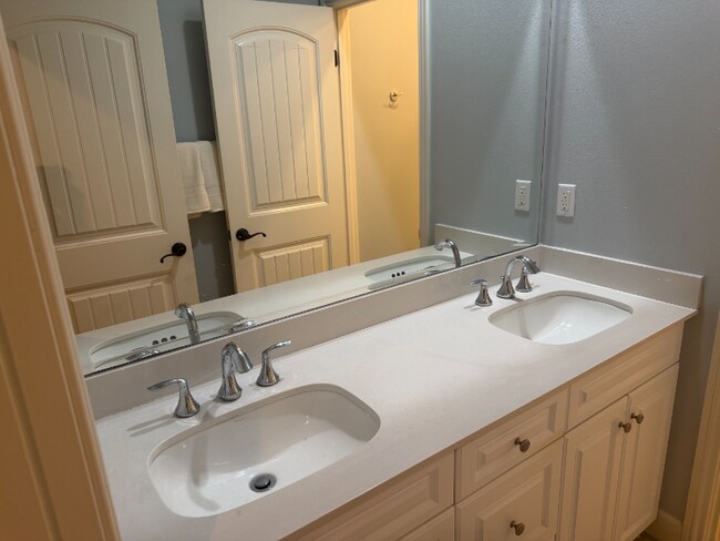 Foto del edificio - 161 Coyote Brush