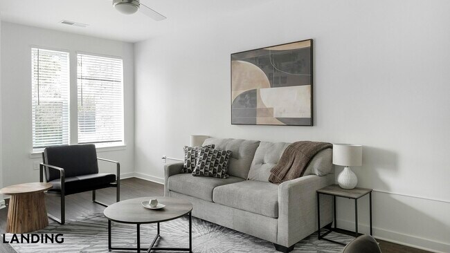 Building Photo - 2110 Birkhall St