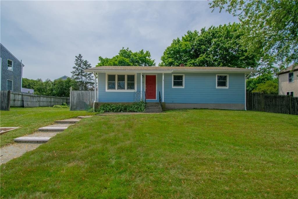 58 Islington Ave, Portsmouth, RI 02871 House Rental in Portsmouth, RI