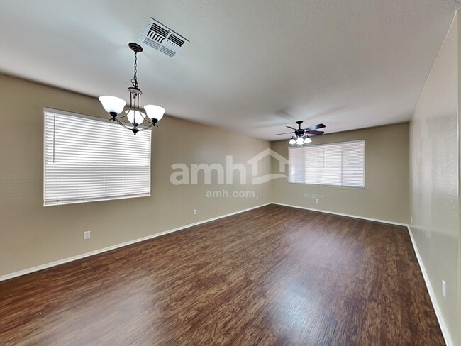 Foto del edificio - 6621 S 57th Ave