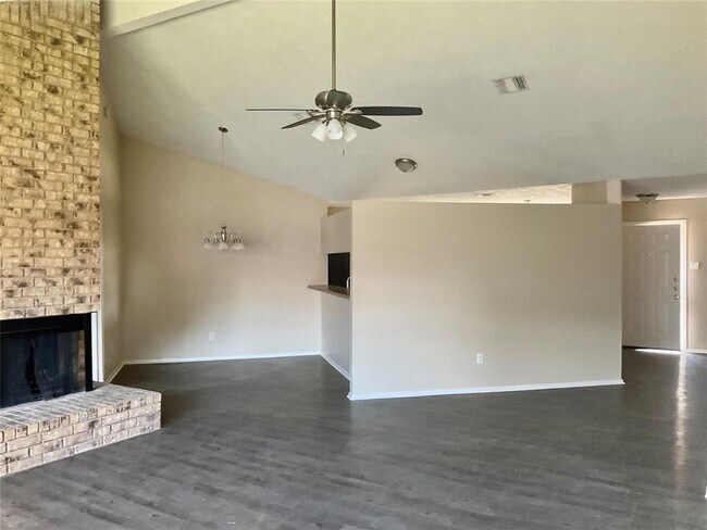 Foto del edificio - 15019 Rockington Ln