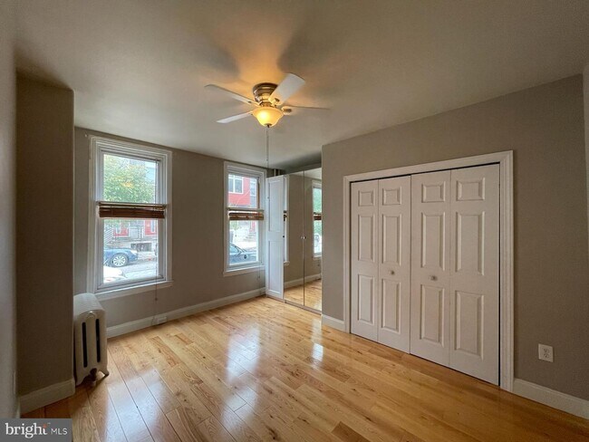 Foto del edificio - 2201 E Thompson St