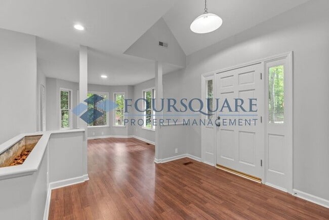 Building Photo - Single Family | One-acre lot in Powell Far...