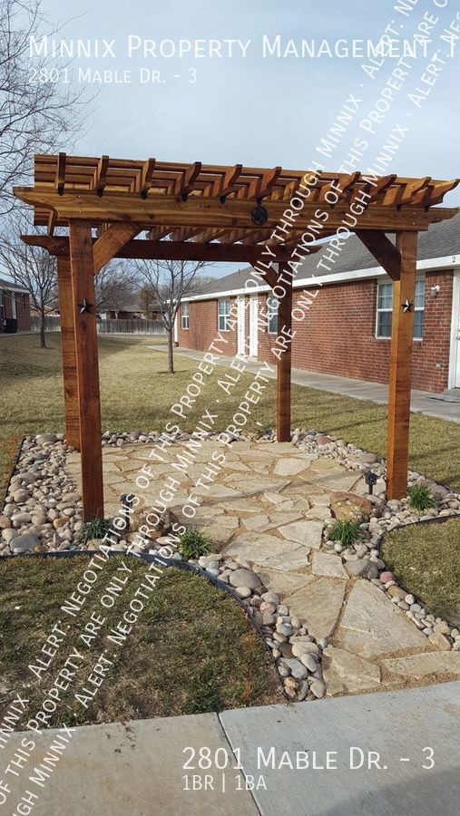 Building Photo - 2801 Mable Dr.