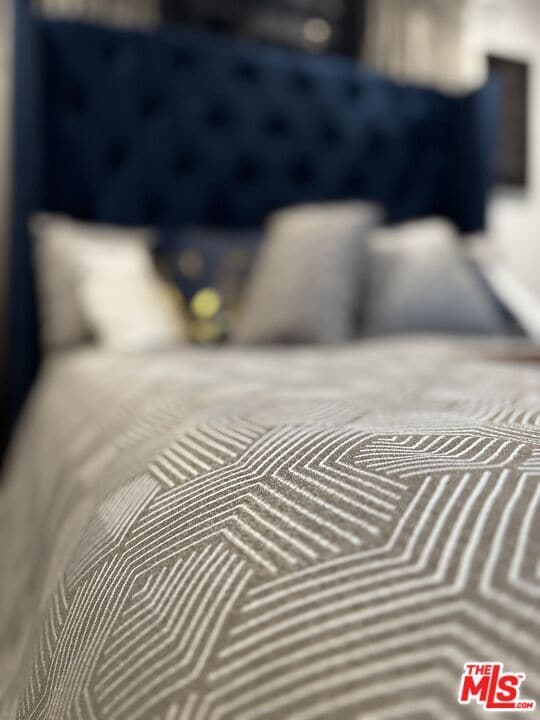 Building Photo - 1377 S Sultana Ave