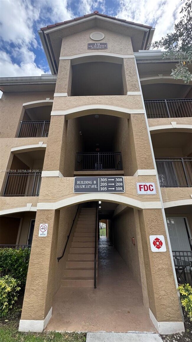 Foto del edificio - 131 SW 117th Ave
